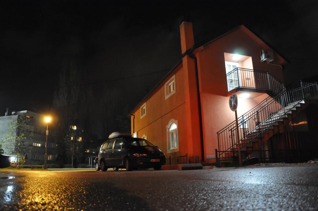 Apartmani Zecevic Niksic Quarto foto