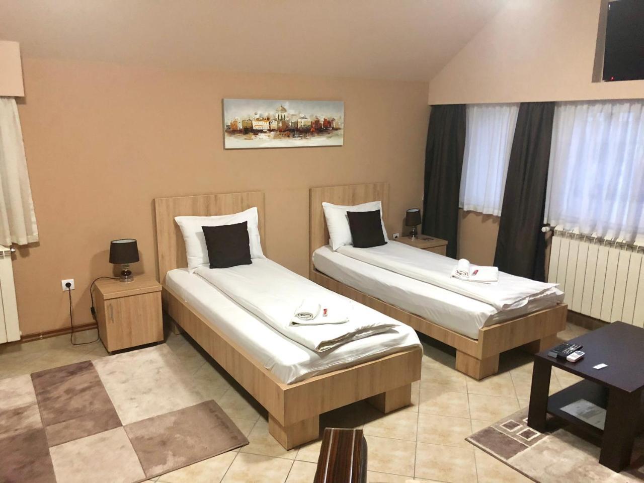 Apartmani Zecevic Niksic Exterior foto